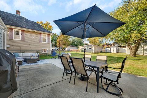 Tiny photo for 9600 S 51st Avenue, Oak Lawn, IL 60453 (MLS # 12507458)