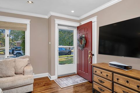 Tiny photo for 9600 S 51st Avenue, Oak Lawn, IL 60453 (MLS # 12507458)