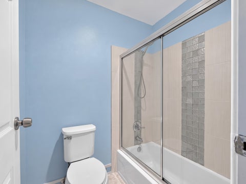 Tiny photo for 502 W Huntington Commons Road #241, Mount Prospect, IL 60056 (MLS # 12777100)