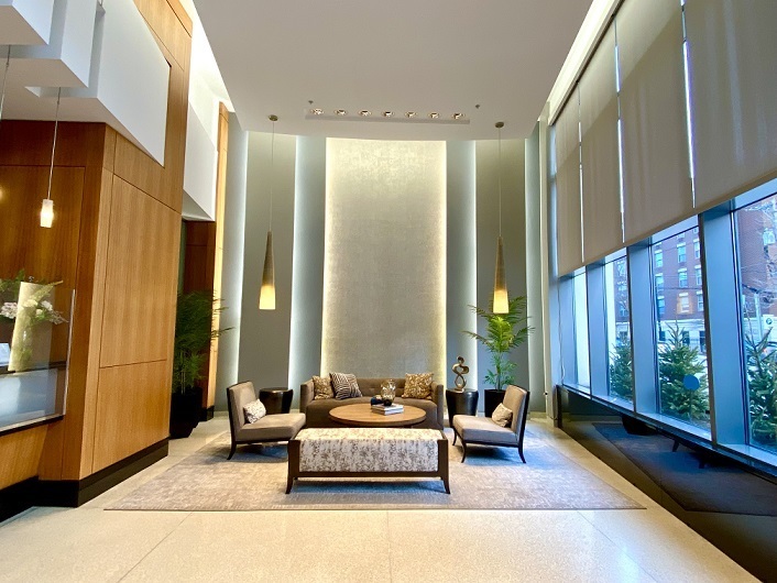 100 E 14th Street 806