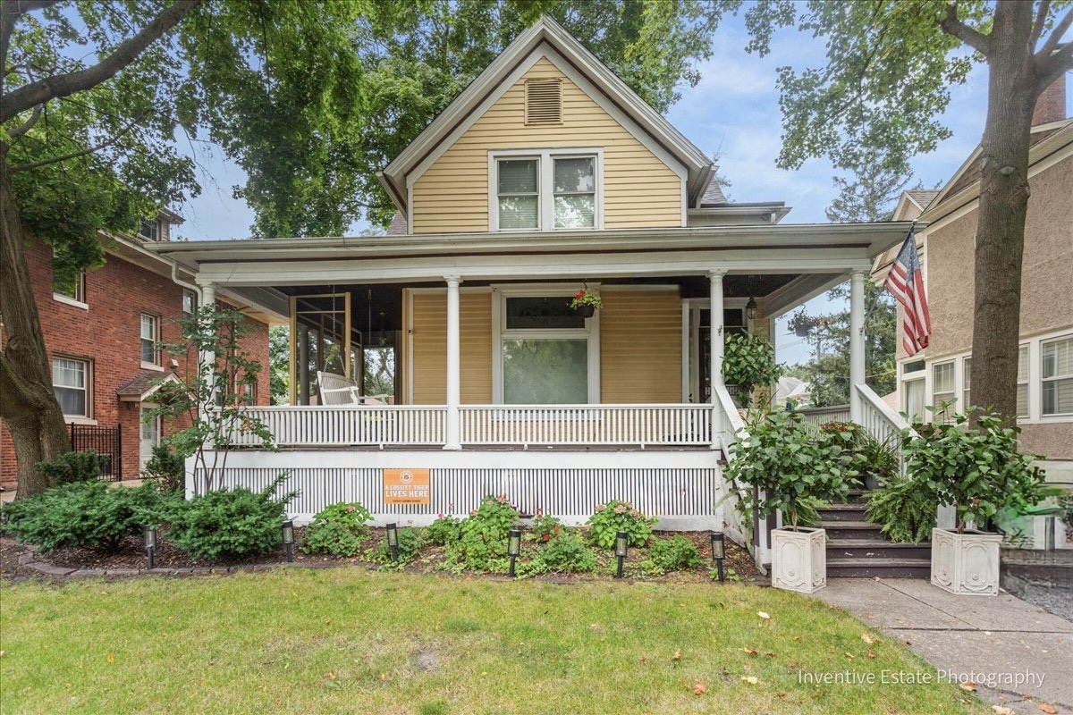 430 S La Grange Road