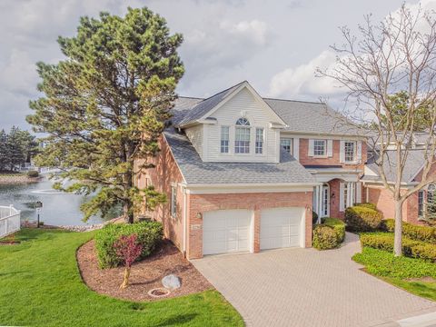 Photo of 11256 W Alexandria Lane, Westchester, IL 60154 (MLS # 12620319)