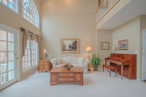 Tiny photo for 11256 W Alexandria Lane, Westchester, IL 60154 (MLS # 12620319)
