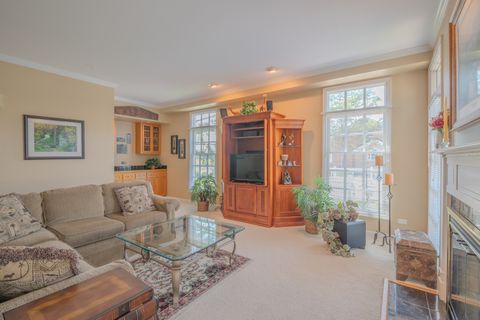 Tiny photo for 11256 W Alexandria Lane, Westchester, IL 60154 (MLS # 12620319)