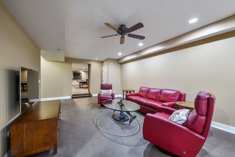 Tiny photo for 2009 MacKenzie Place #2009, Wheaton, IL 60187 (MLS # 12559442)