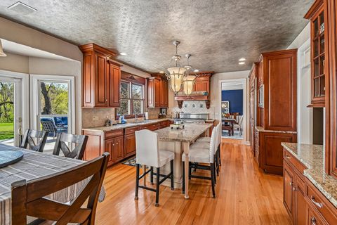 Tiny photo for 3N681 Trotter Lane, St. Charles, IL 60175 (MLS # 12667981)