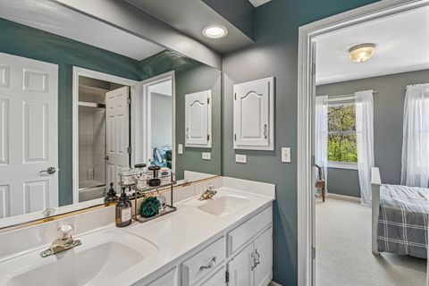 Tiny photo for 3N681 Trotter Lane, St. Charles, IL 60175 (MLS # 12667981)