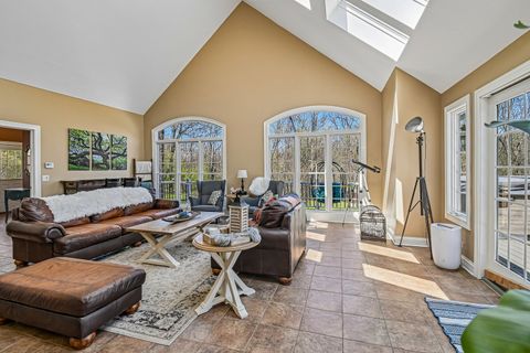 Tiny photo for 3N681 Trotter Lane, St. Charles, IL 60175 (MLS # 12667981)