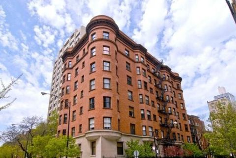 1210 N Astor Street 3B Chicago IL 60610