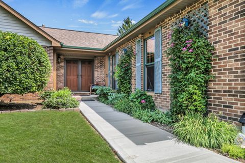 Tiny photo for 1925 Oaktree Trail, Lake Villa, IL 60046 (MLS # 12415031)