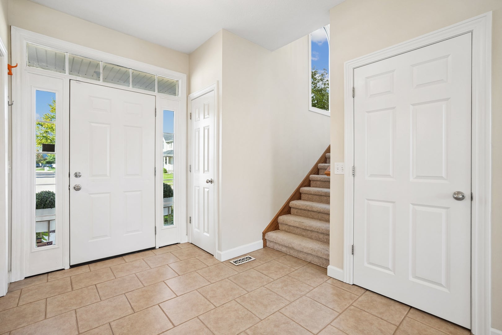 2631 E 58th Street