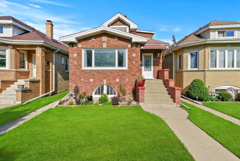 Photo of 3133 N 77th Court, Elmwood Park, IL 60707 (MLS # 12674782)