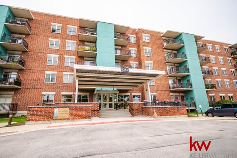 Photo of 9355 Irving Park Road #421, Schiller Park, IL 60176 (MLS # 12753873)