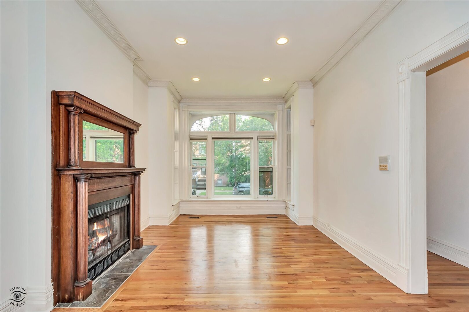 2013 W Evergreen Avenue 1
