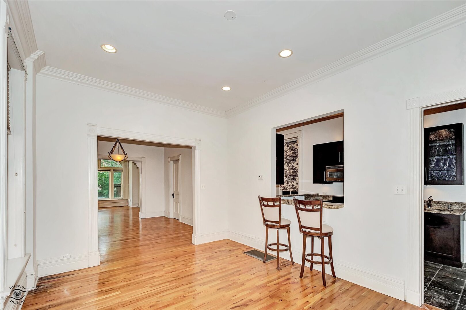 2013 W Evergreen Avenue 1