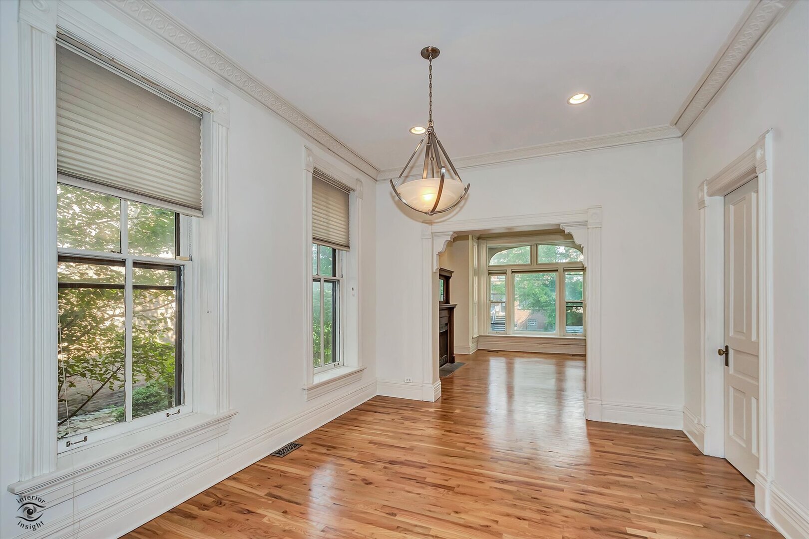 2013 W Evergreen Avenue 1