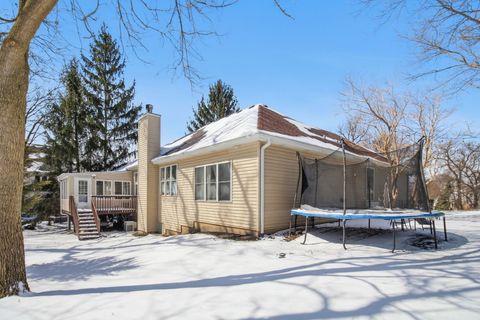 Tiny photo for 1022 Rosewood Drive, Carpentersville, IL 60110 (MLS # 12596957)