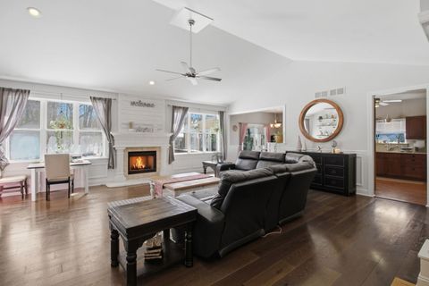 Tiny photo for 1022 Rosewood Drive, Carpentersville, IL 60110 (MLS # 12596957)