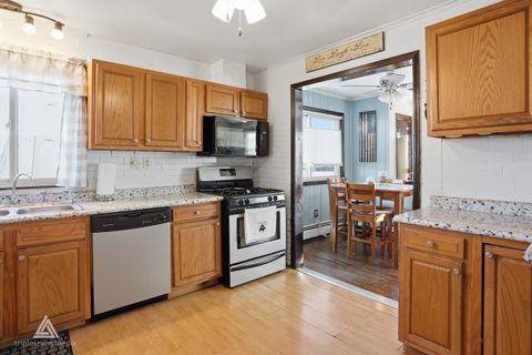 Tiny photo for 10816 Princess Avenue, Chicago Ridge, IL 60415 (MLS # 12534704)