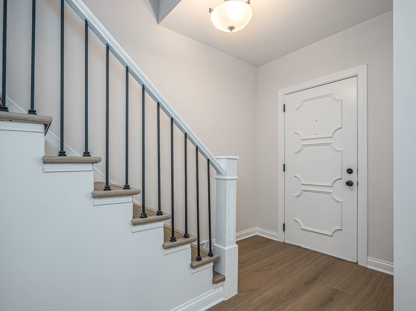 25 E 117th Place