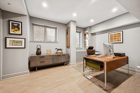 Tiny photo for 2130 N LINCOLN PARK WEST Avenue #8N, Chicago, IL 60614 (MLS # 12490806)
