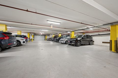 Tiny photo for 2130 N LINCOLN PARK WEST Avenue #8N, Chicago, IL 60614 (MLS # 12490806)
