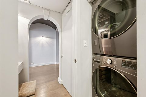 Tiny photo for 2130 N LINCOLN PARK WEST Avenue #8N, Chicago, IL 60614 (MLS # 12490806)