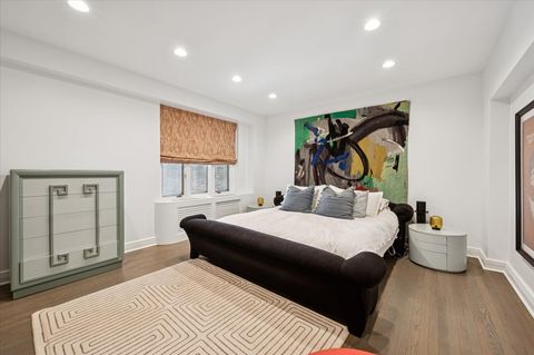 Tiny photo for 2130 N LINCOLN PARK WEST Avenue #8N, Chicago, IL 60614 (MLS # 12490806)