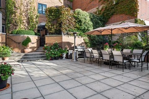 Tiny photo for 2130 N LINCOLN PARK WEST Avenue #8N, Chicago, IL 60614 (MLS # 12490806)