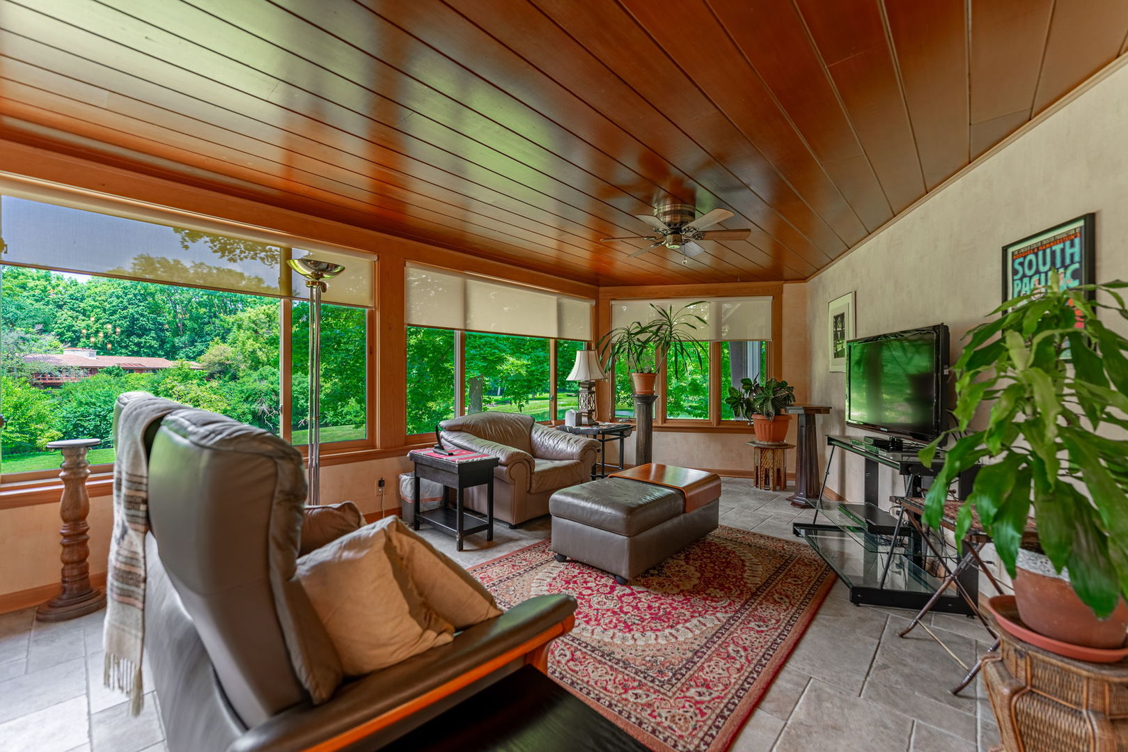 Photo 6 of 59 of 5550 GUILFORD Road house
