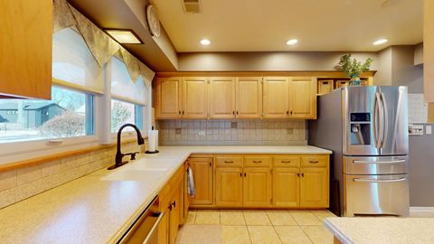 Tiny photo for 507 S I Oka Avenue, Mount Prospect, IL 60056 (MLS # 12564989)