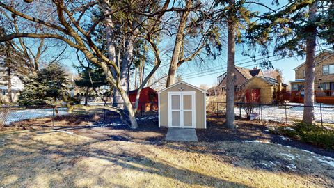 Tiny photo for 507 S I Oka Avenue, Mount Prospect, IL 60056 (MLS # 12564989)
