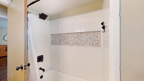 Tiny photo for 507 S I Oka Avenue, Mount Prospect, IL 60056 (MLS # 12564989)