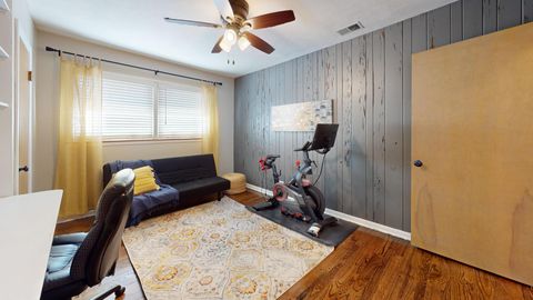 Tiny photo for 507 S I Oka Avenue, Mount Prospect, IL 60056 (MLS # 12564989)