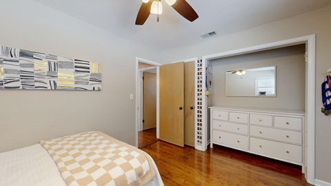 Tiny photo for 507 S I Oka Avenue, Mount Prospect, IL 60056 (MLS # 12564989)