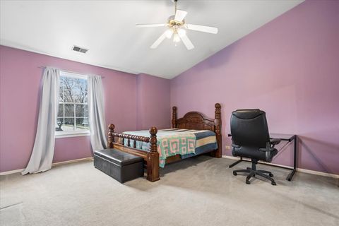 Tiny photo for 1530 Apple Grove Lane, Westmont, IL 60559 (MLS # 12587556)