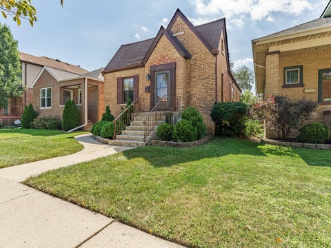 Tiny photo for 6731 W Albion Avenue, Chicago, IL 60631 (MLS # 12758002)