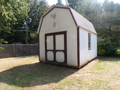 A home in Manito