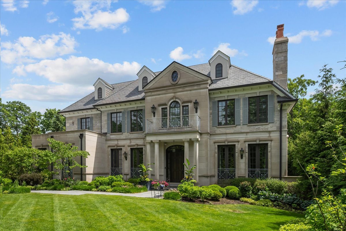 677 Sheridan Road