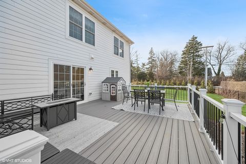 Tiny photo for 4142 Hampton Court, Glenview, IL 60026 (MLS # 12575690)