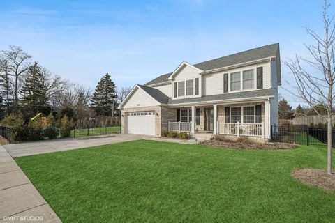 Tiny photo for 4142 Hampton Court, Glenview, IL 60026 (MLS # 12575690)