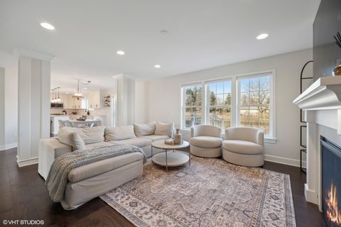 Tiny photo for 4142 Hampton Court, Glenview, IL 60026 (MLS # 12575690)