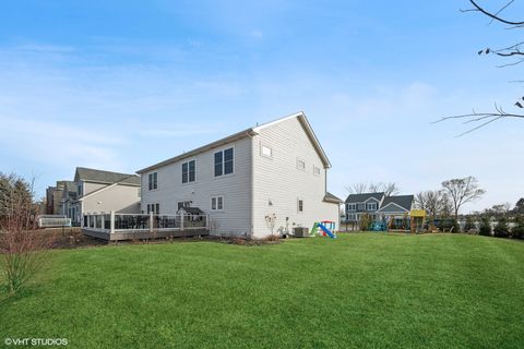 Tiny photo for 4142 Hampton Court, Glenview, IL 60026 (MLS # 12575690)