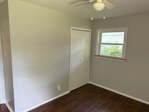 Tiny photo for 1023 W Laurel Street, Carbondale, IL 62901 (MLS # 12665850)