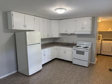 Tiny photo for 1023 W Laurel Street, Carbondale, IL 62901 (MLS # 12665850)