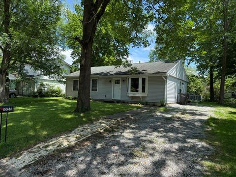 Tiny photo for 1023 W Laurel Street, Carbondale, IL 62901 (MLS # 12665850)