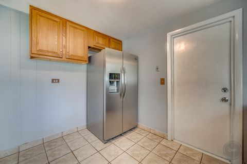 Tiny photo for 1601 Kingston Lane, Schaumburg, IL 60193 (MLS # 12477131)