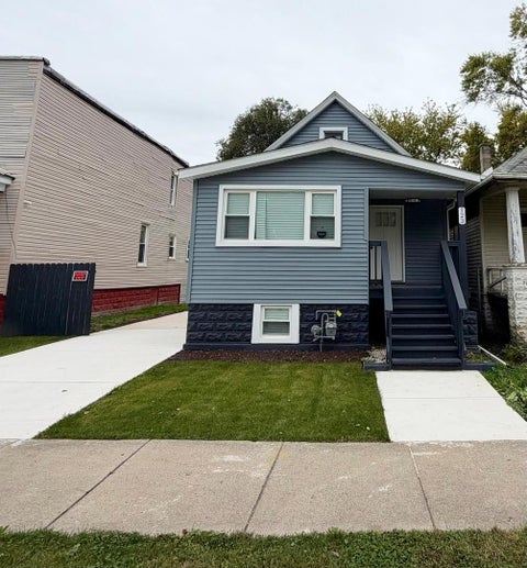 Photo of 123 W 104th Place, Chicago, IL 60628 (MLS # 12784283)