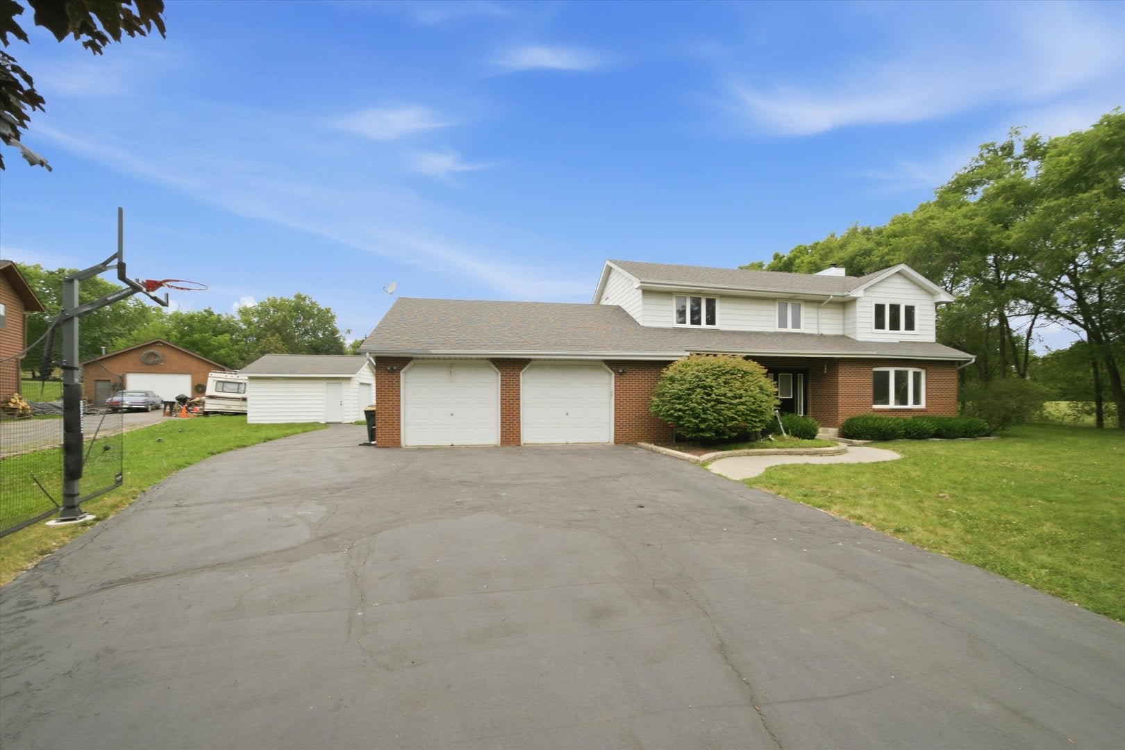 518 Meadow Court