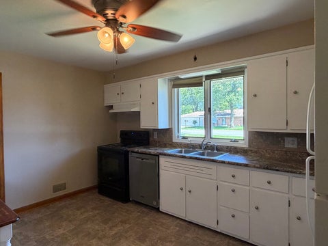 Tiny photo for 263 N Park Road, Herscher, IL 60941 (MLS # 12657445)